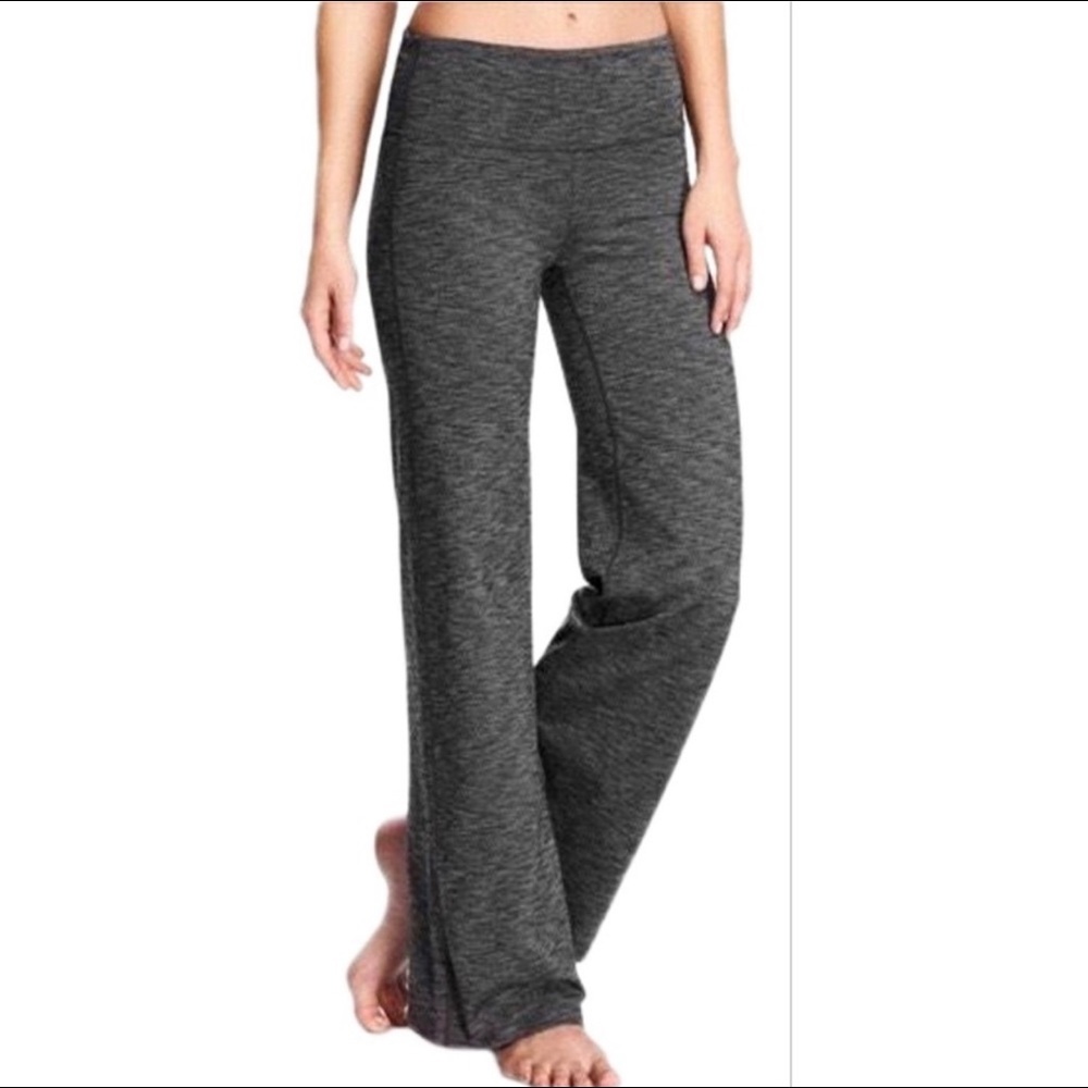 Athleta Revelation Yoga Pant Medium Like New